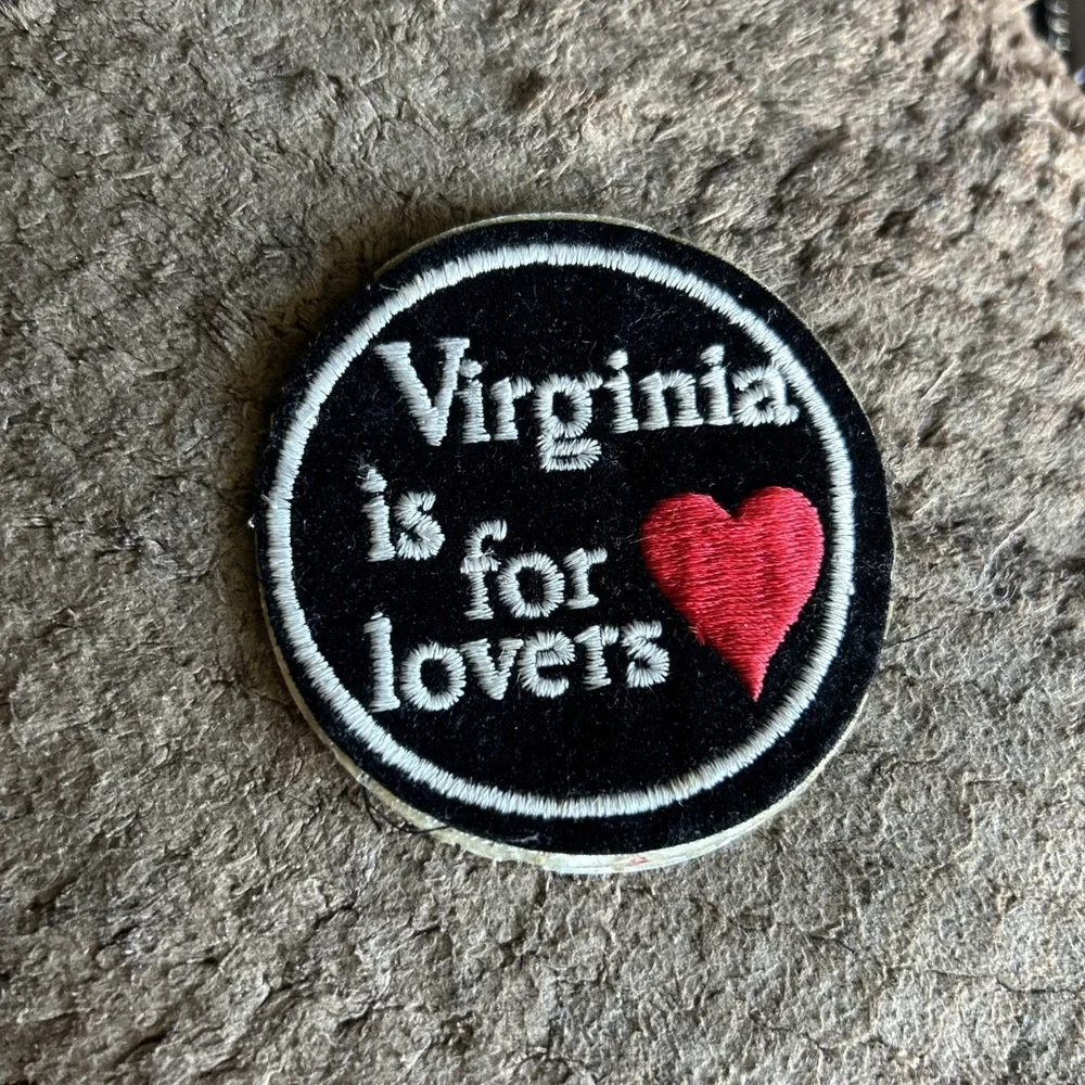 Vintage c 1980s VIRGINIA IS FOR LOVERS Red Heart Embroidered Patch